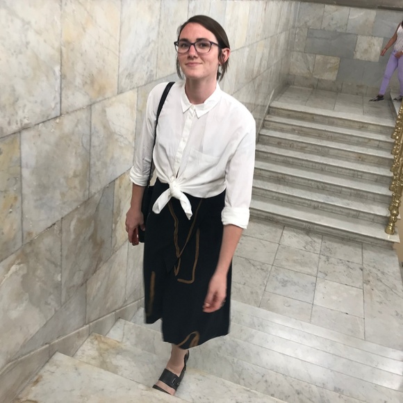 Meet your Posher, Jessica - Picture 1 of 1